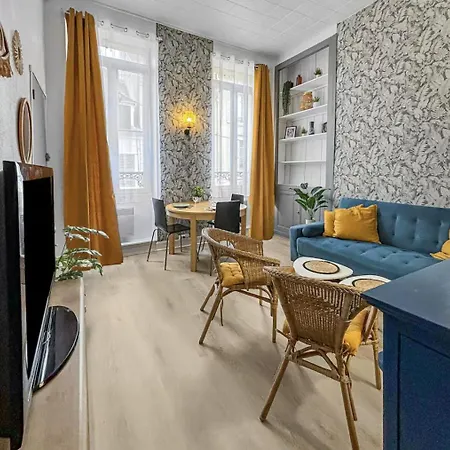 Superbe Au Centre De