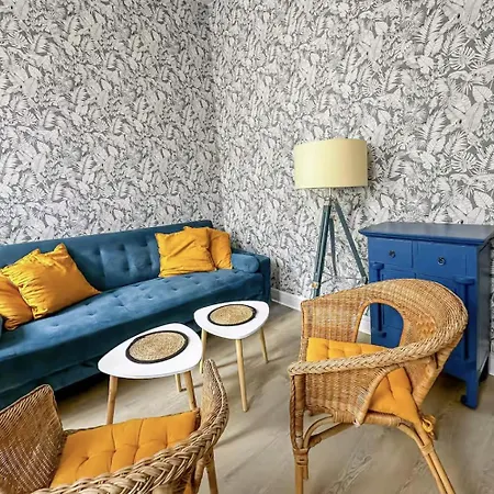 Superbe Au Centre De Daire Poissy